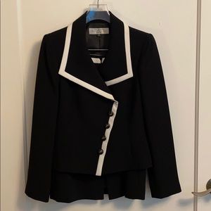 Tahari (Arthur S. Levine) Suit w/Skirt 2P